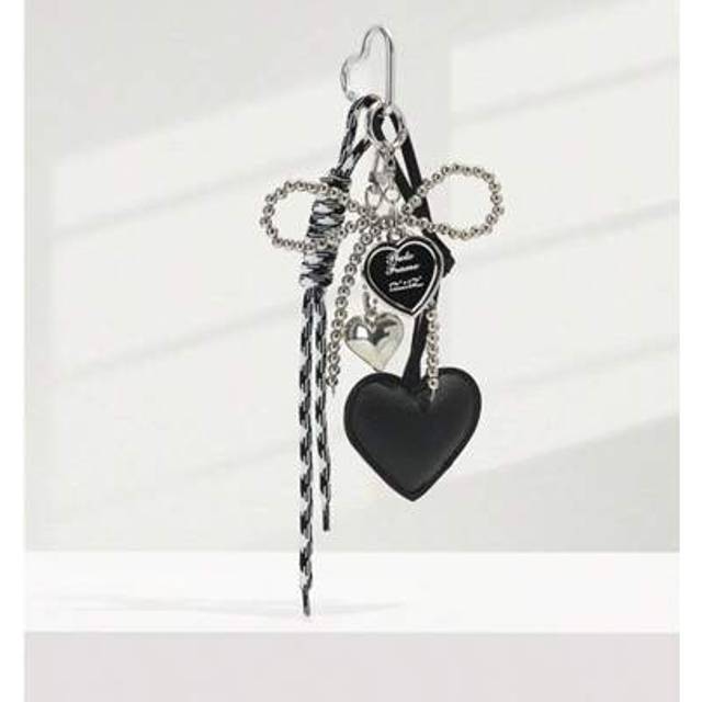 SHEIN Girly Silver Beads Bowknot Bag Charm & Heart-Shaped Keychain Fashionable Hanging Decoration Bridesmaid Gifts Bows Y2K Accessories