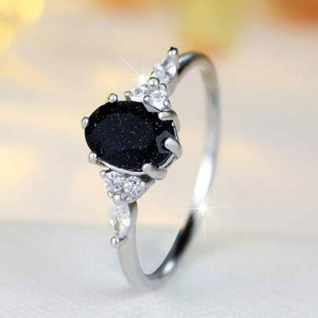 SHEIN 925 Sterling Silver Egg-Shaped Black Cubic Zirconia Rhinestone Ring, Elegant & Unique For Lady, Suitable For Engagement, Party, Holiday, Birthday, Ann