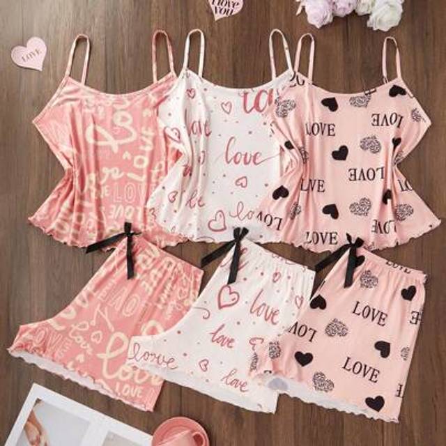 SHEIN 6pcs Set Sisterhood Sleepwear Combo: Plus Size Letter & Heart Print Camisole & Shorts