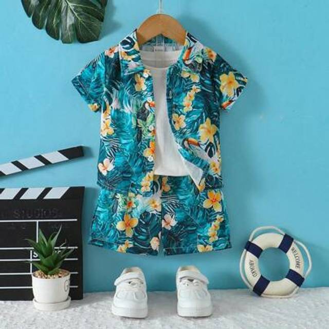SHEIN Baby Boy Tropical Leaf Beach Holiday Short-Sleeved Shirt And Shorts Set