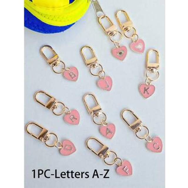 SHEIN Pink Letter Heart Pendant Keychain, Initial Letters A-Z Bag Pendant,Exquisite And Compact,Alloy Fashion Charm Key Ring,With Carabiner,Personalized Ini