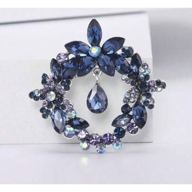 SHEIN 1pc Crystal Flower Design Fashion Brooch Pin Suitable For Women Everyday Wear