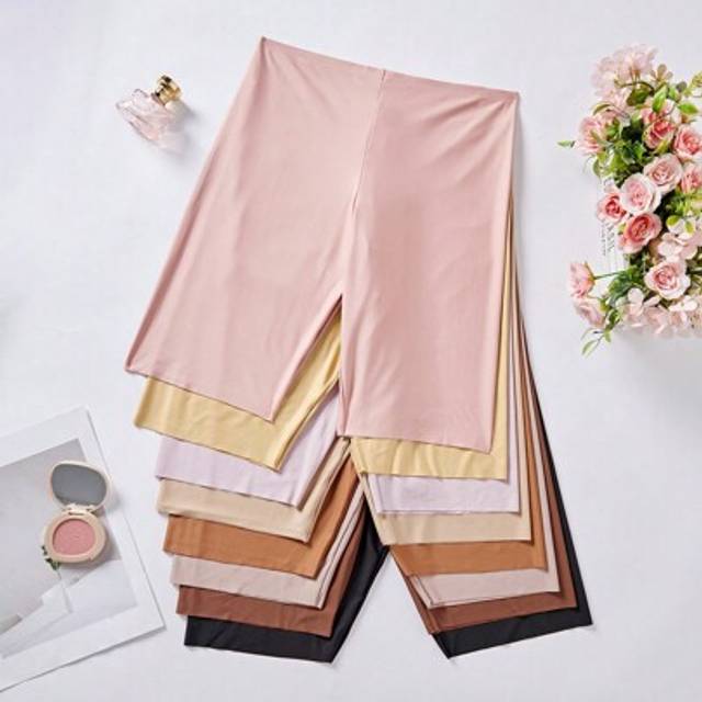 SHEIN 8pcs Plus Size Solid Color Seamless Boxer Shorts