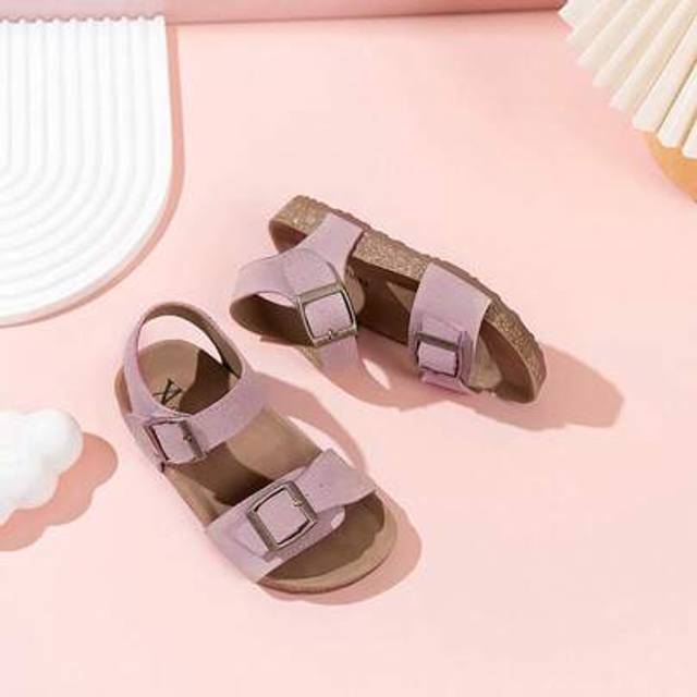 SHEIN A Pair Of Best-Selling Children&#39;s /2025 New Girls&#39; Sandals, With A Light Purple Matte Upper And Metal Buckles, Featuring A Simple And Fashionable Styl
