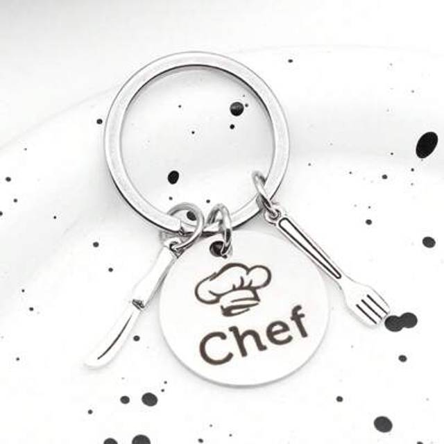 SHEIN 1pc Unisex Chef Stainless Steel Keychain With Personalized Cutlery Pendant, Gift For Chefs, Backpack Accessory