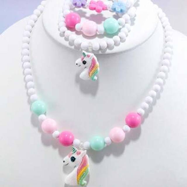 SHEIN 4pcs Girls&#39; Lovely Unicorn Charm Beaded Bracelet And Necklace Set, Random Color, Suitable For All Seasons And Daily Wear