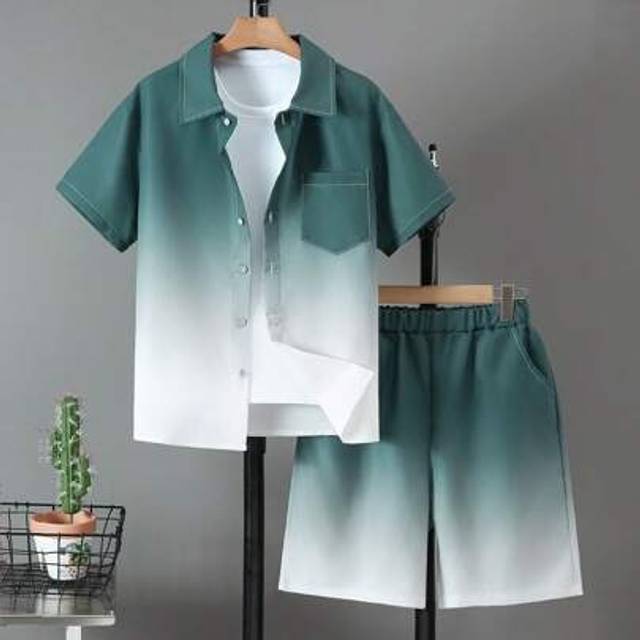 SHEIN Vacaura Boy Summer Vacation Outfit 2pcs Summer Outfit For Teenage Boys: Stylish Two-Tone Printed Short Sleeve Polo Shirt & Casual Shorts Set