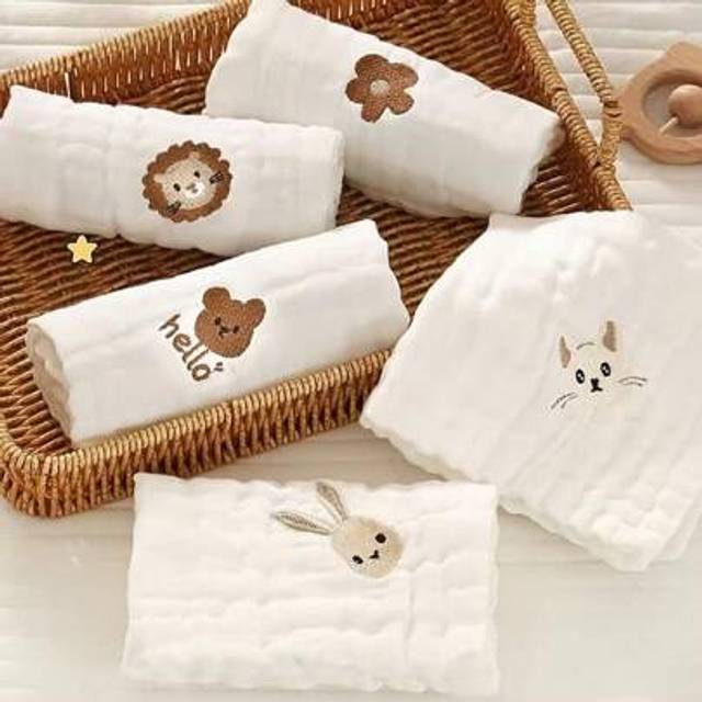 SHEIN 3pcs/5pcs Infant Bibs, Lightweight High-Quality Muslin 6-Layer Cloth Burp Cloths For Newborns 0-2 Years Old, Random Style