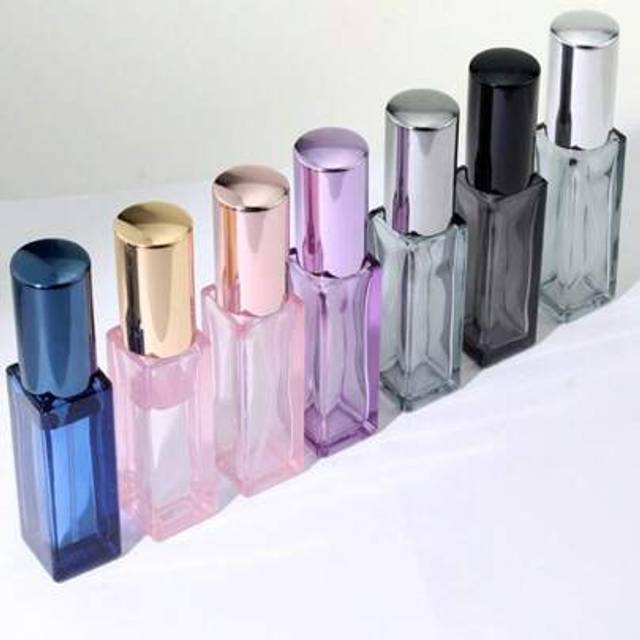 SHEIN 1pc/4pcs 3/5/10ml Glass Perfume Spray Bottles With Aluminum Sprayer, Refillable Travel Atomizers