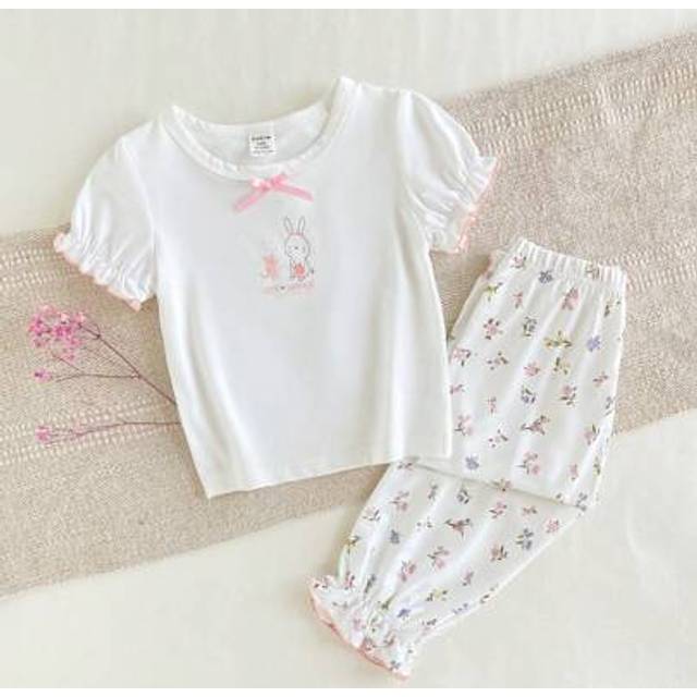 SHEIN Infant Baby Girl Sweet Floral & Rabbit Print Short Sleeve Top And Pants Casual 2 Pieces Loungewear Set, White Background Baby Clothes For Girls Baby G