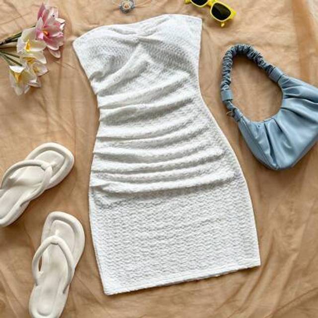 Soleia Women&#39;s Resort White Textured Knitted Ruched Side Cinched Waist Bustier Mini Dress, Suitable For Party, Date, Valentine&#39;s Day, Easter, Carnival, After