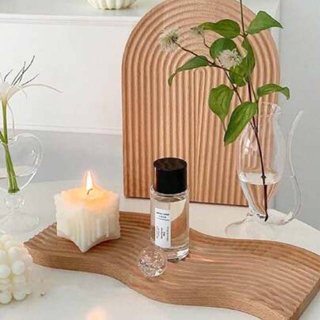 SHEIN 1pc Wave-Shaped Wooden Tray For Desserts, Coffee & Tea, Nordic Style Aromatherapy Tray, Jewelry Organizer & Home Decoration Back To School