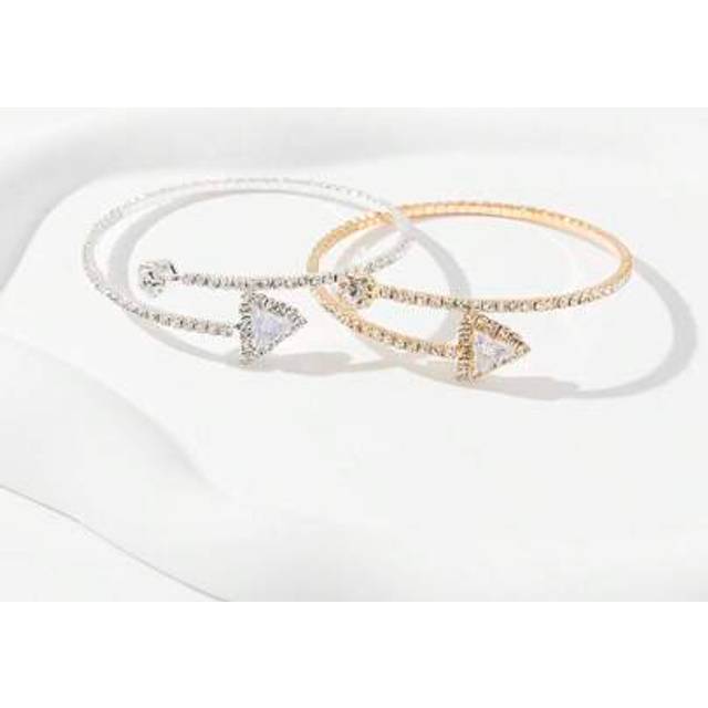 SHEIN 1 Set Elegant Minimalist Triangle Rhinestone Open Cuff Bracelet, Suitable For Everyday Wear