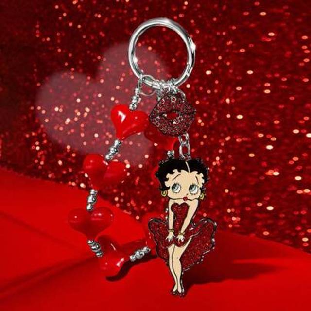 SHEIN Cartoon Pattern Rhinestone Lip Decor Keychain Bag Charm, Heart Shape Handmade Beads, Gifts