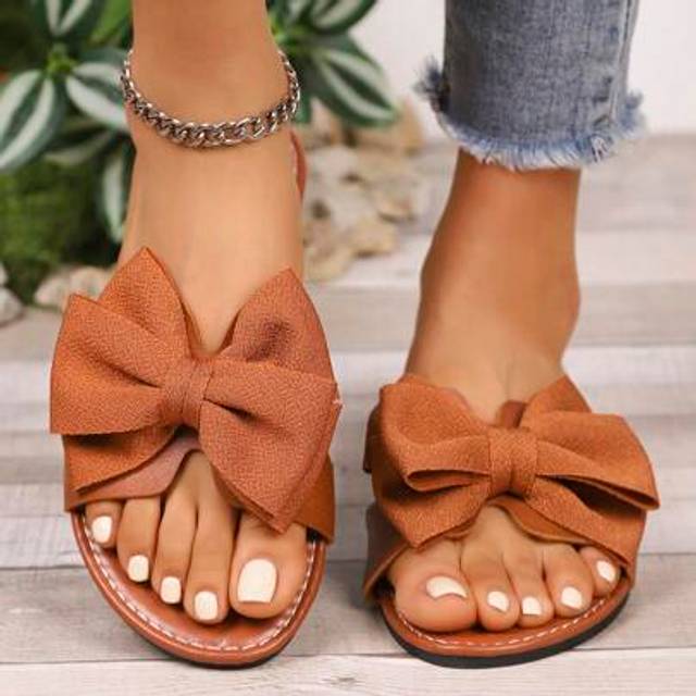 SHEIN Plus Size Women&#39;s Large Bow Flower Non-Slip Flat Sandals, Round Toe, Brown Leather, Suitable For Home, Party, Holiday, Spring/Summer