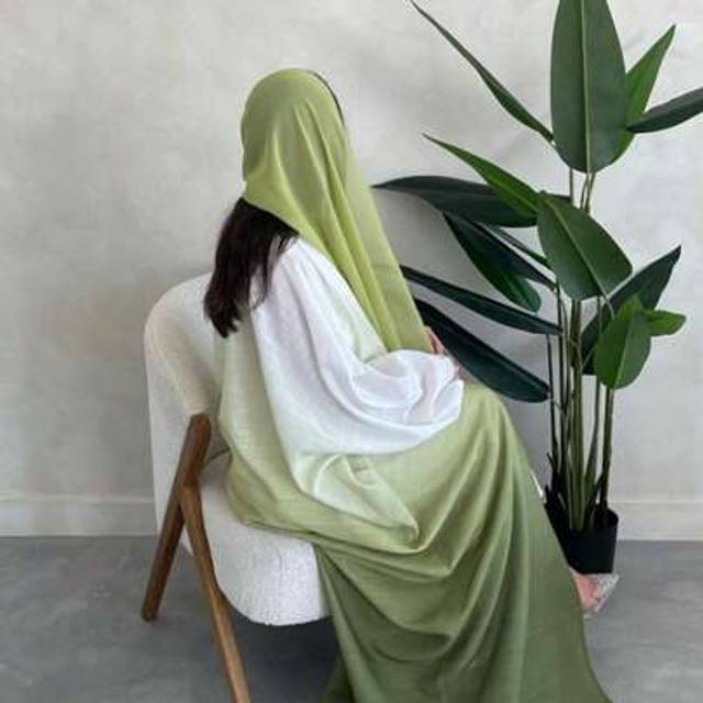 SHEIN 1pc Women Ombre Color Abaya, Fashion Casual Cardigans With Contrast Color Patchwork, Artistic, High-End Linen Fabric, Soft Satin, Modest & Graceful, S