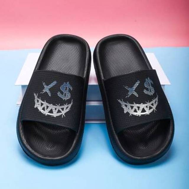 SHEIN Kids Foam Slip-On Sandals, Lightweight Non-Slip Soft Bottom Cute Cartoon Design, Suitable For Toddlers & Big Kids, Casual Indoor Quick Dry Slip-On Sli
