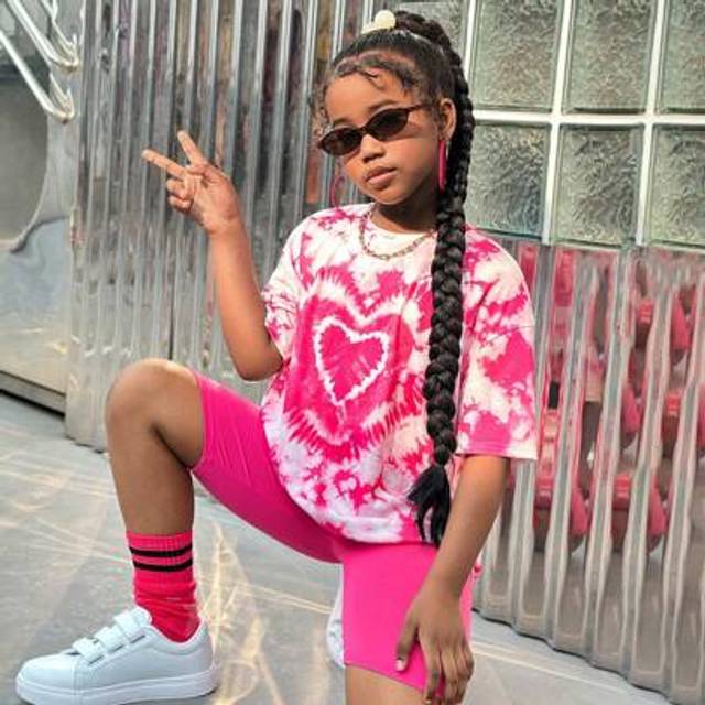 SHEIN 2pcs Tween Girls Loose Pink Heart Tie-Dye Printed Set, Comfortable
