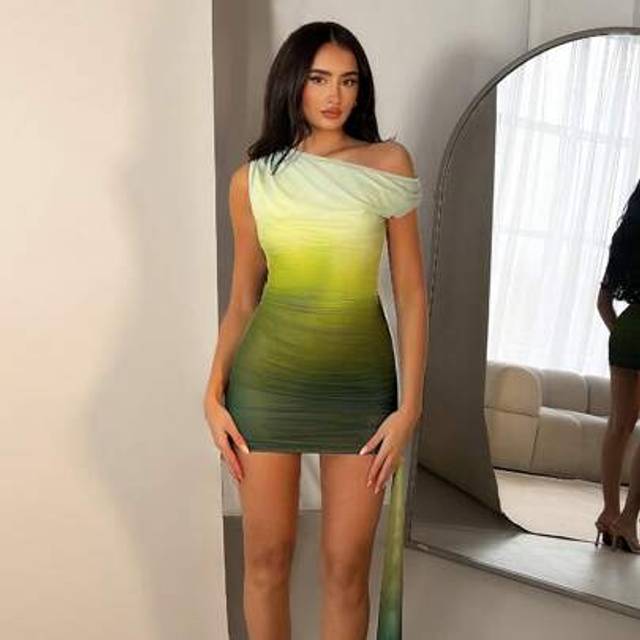 SHEIN Women&#39;s Spring Summer Resort Beach Elegant Off-Shoulder Ribbon Green Gradient Mini Dress,Summer Outfits For Women,Vacation Outfits Woman,Wedding Guest