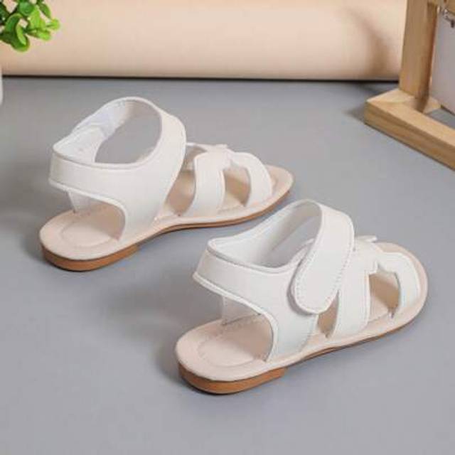 SHEIN 1 Pair Plus Size Toddler Girls&#39; Flat Sandals, Solid Beige Color, PU Leather, Strap With Hook And Loop Closure, Open Toe, Fashion & Cute Roman Style Sa