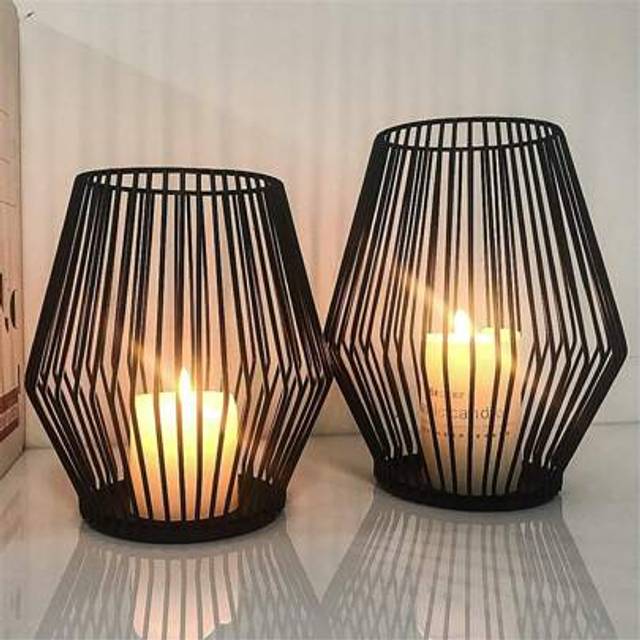 SHEIN Black Diamond Shaped Iron Wire Candle Holder Large/Small Size