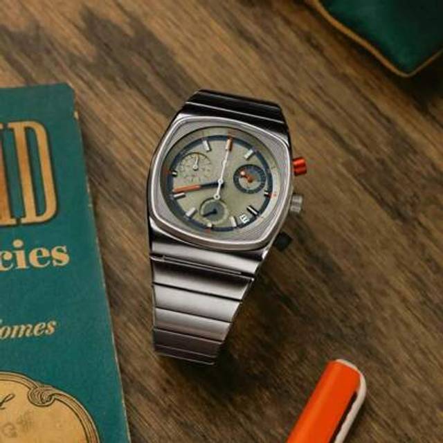 SHEIN 1pc CILOA Oversized Dial Wristwatch, Indie Art Style, Luxury Niche Brand, Casual Daily Wear, 2025 New Model