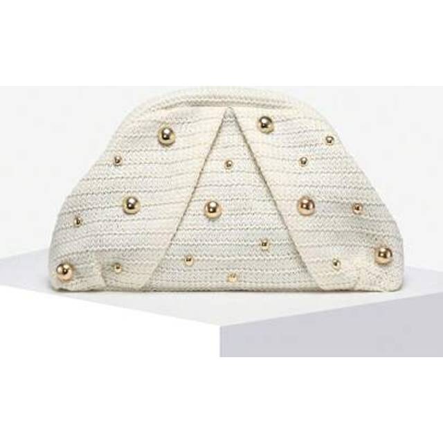 SHEIN SIA Women&#39;s Vintage Minimalist Faux Woven Hook & Loop Bohemian Style Grass Braid Ocean Shell Angor Red Rivet Decor Pleated Cloud Clip Clutch Bag, Suit