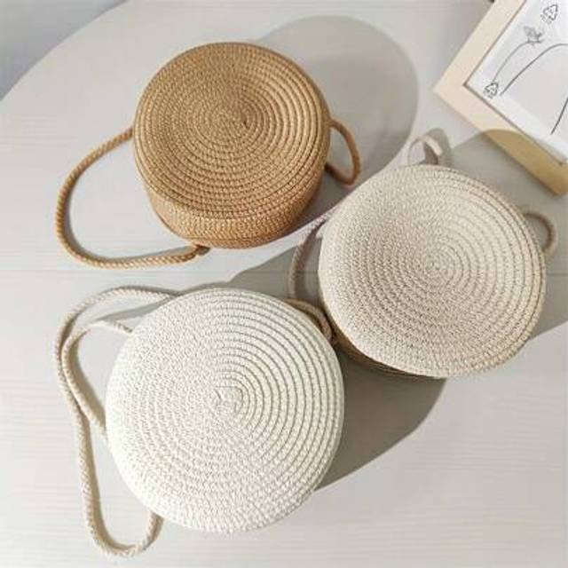 SHEIN Chic Round Woven Crossbody Bag For Women - Handmade Straw Shoulder Purse, Perfect For Beach Vacations, Available In Khaki, White, And Cream, Stylish C