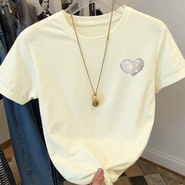SHEIN Women&#39;s Regular Short Sleeve Round Neck T-Shirt With Heart Shaped Pearl Beading And Rhinestone Decoration