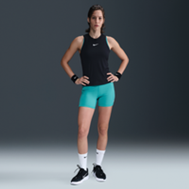 NikeCourt Women's Dri-FIT Tennis Shorts with Pockets - Green - Polyester/Elastane - L (UK 16&#x2013;18)