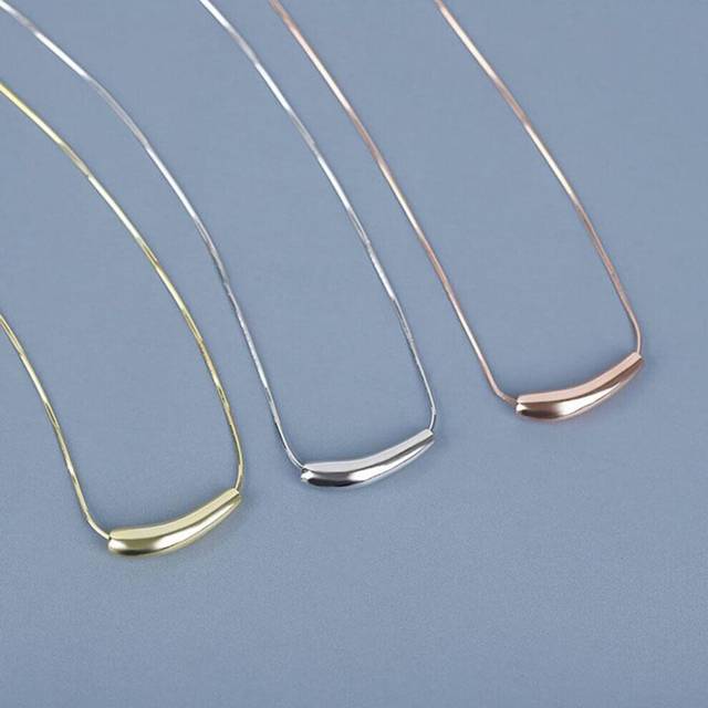 (rose gold) Anenjery Small Eggplant Bend Tube Snake Chain Necklace For Women Clavicle Chain Charm Necklace S-n637