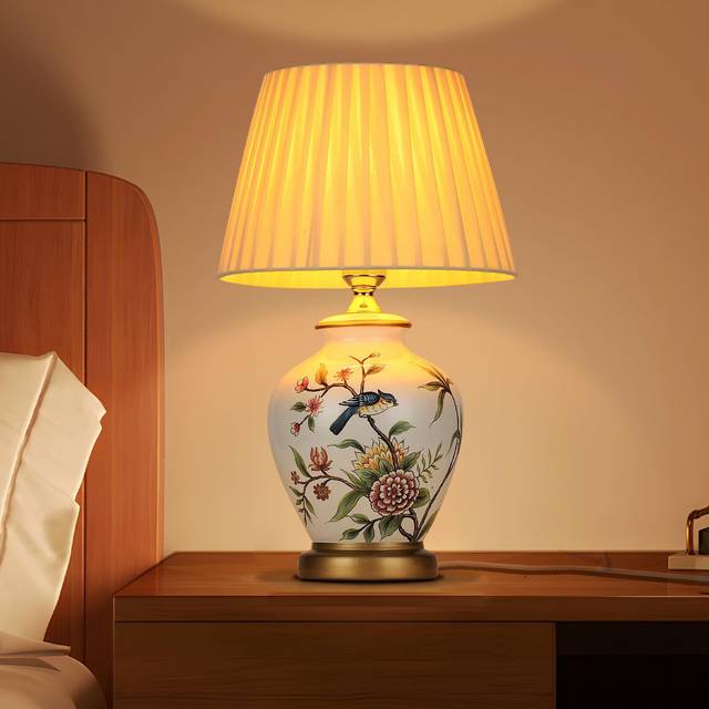 Table Lamp Vintage Bedroom Warm Reading Book Light Desk Lamp Night Lamp - White (50cm H X 30cm W X 30cm D)