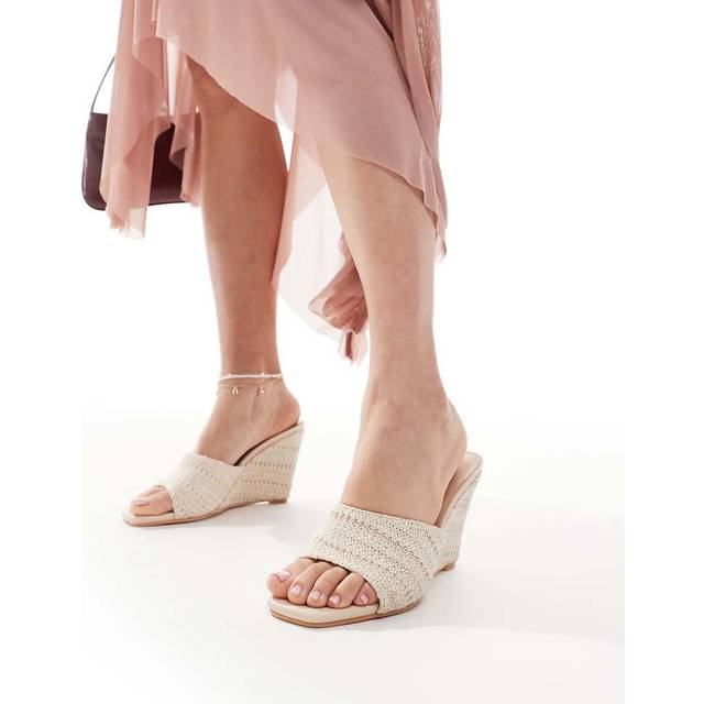 Glamorous Wide Fit Cremehvide Hæklede Sandaler Med Kilehæl