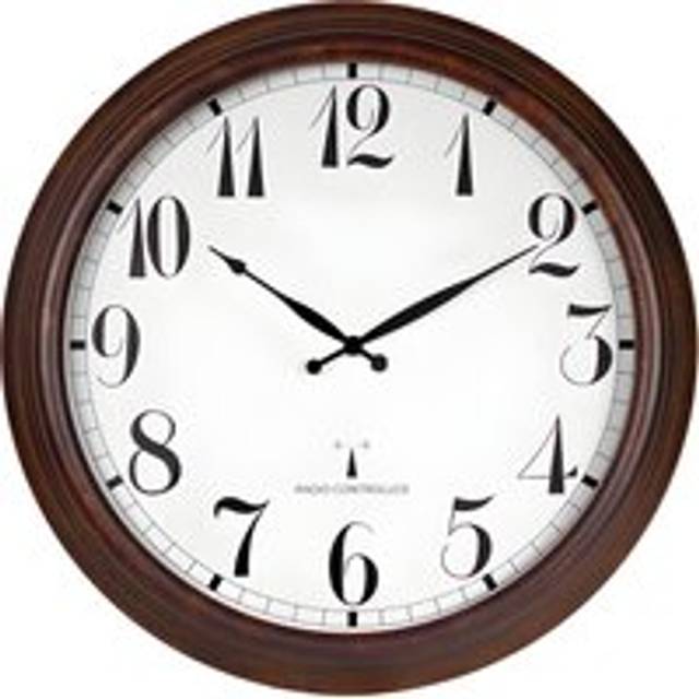 Outdoor garden wall clock perfect time radio controlled 57.5cm