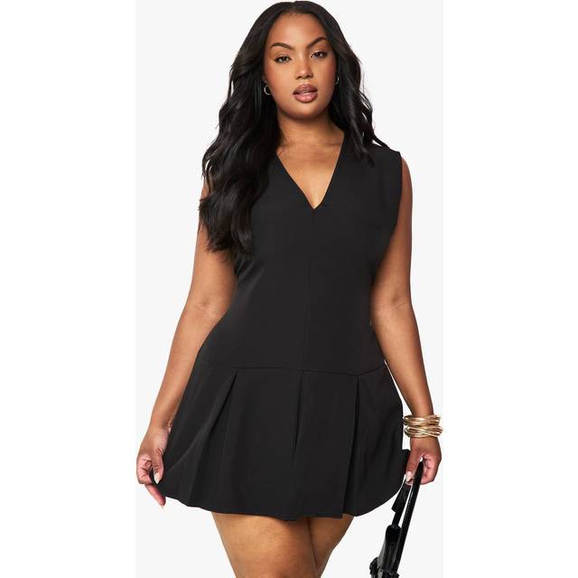 Womens Plus V Neck Tailored Pleated Dress - Black - 24, Black