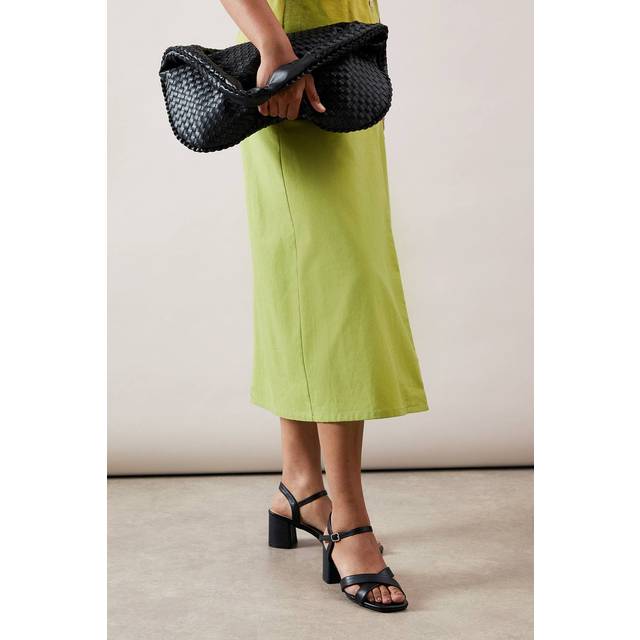 Womens Wide Fit Samiyas Cross Strap Medium Block Heel Sandals - Black - 4