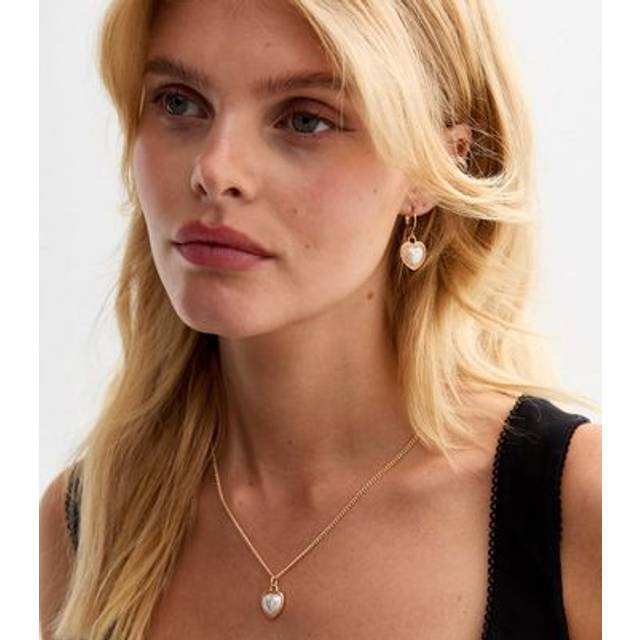 New Look Gold Tone Heart Necklace and Earring Set