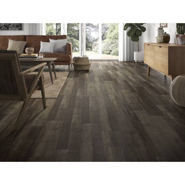 Malmo Brada Chestnut Rigid Senses Plank LVT Flooring - Brown - 122 x 18 x 0.5cm