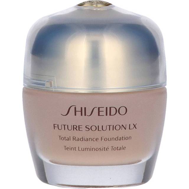 Shiseido Future Solution LX Total Radiance Foundation SPF15 #3 Golden
