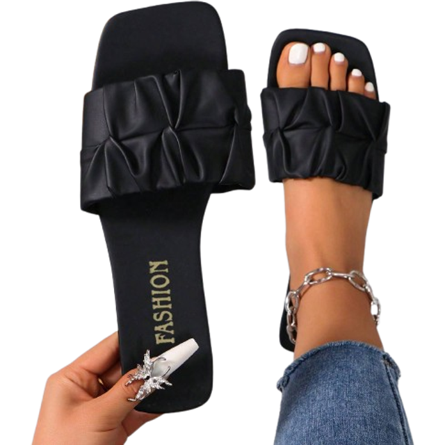 SHEIN Women&#39;s New Summer Fashionable Versatile Non-Slip Flat Comfortable Sandals, Large Size Square Toe Beach Casual Slides, Simple Slip-On Summer Slippers,