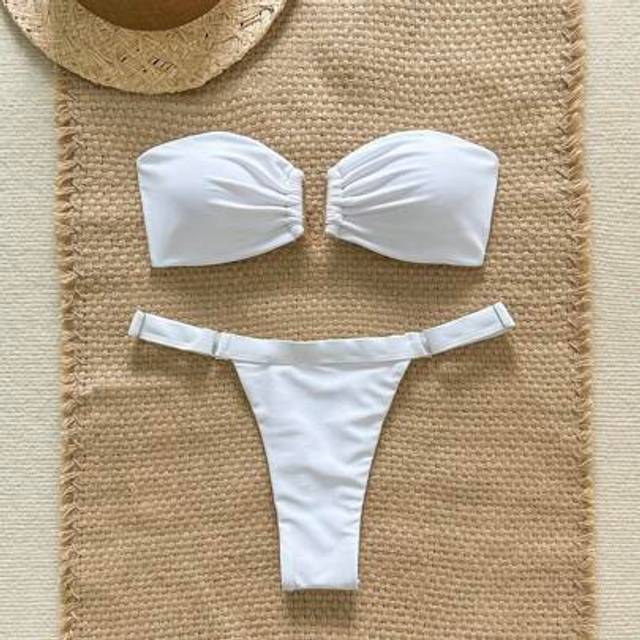 SHEIN Springbreak Women Summer Solid Bandeau Metal Decor Top And Thong Bikini 2pcs Set, Minimalist