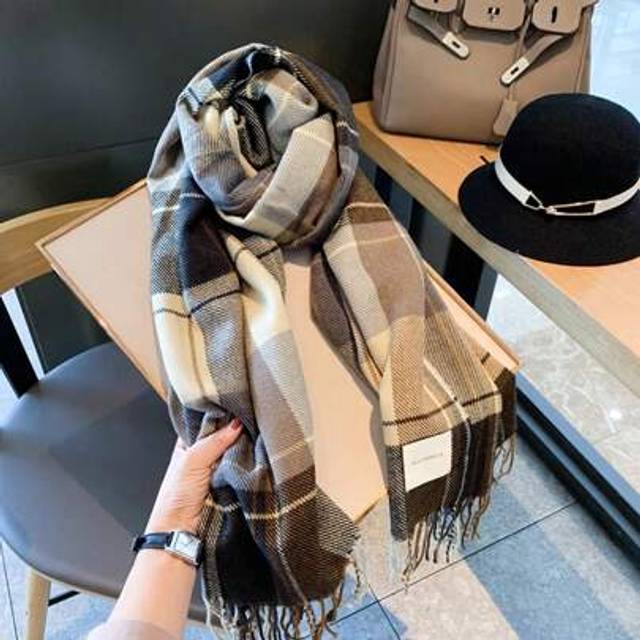 SHEIN 1pc Women&#39;s Plaid Fringed Scarf, Faux Cashmere, Warm, Suitable For Daily Use In Autumn And Winter Accessories Women