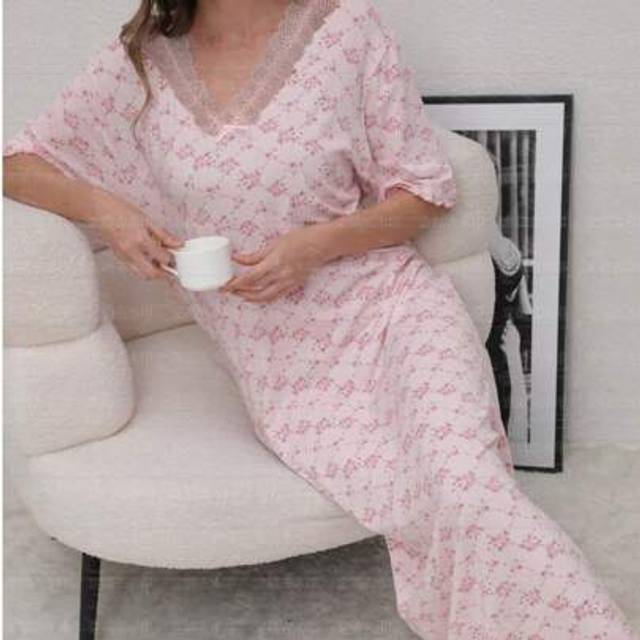SHEIN Pink Rose Pattern Lace Trim Nightgown, Comfortable Soft Sleepwear Dress For Home And Kitchen, Summer