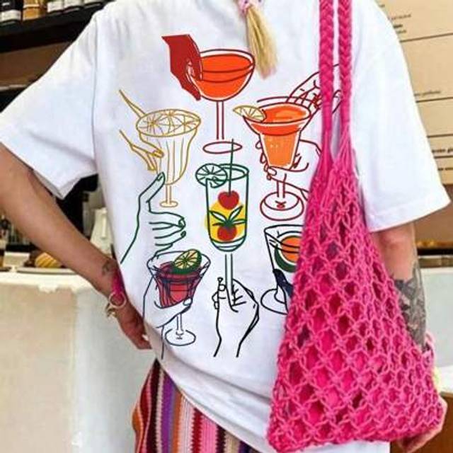 SHEIN Women&#39;s Summer TopT-Shirt,Summer Lemon Tea And Champagne Fizzy Print, Women&#39;s Summer Top, Round Neck Loose T-Shirt