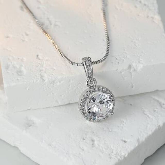 SHEIN Round Cubic Zirconia Charm Necklace