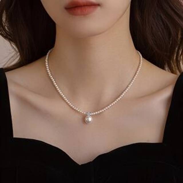 TEMU Luxurious High-quality Pearl Necklace Sexy Clavicle Chain Fashionable For Casual Attire - Elegant , Valentine's Day And Day Gift In Any Occasion!