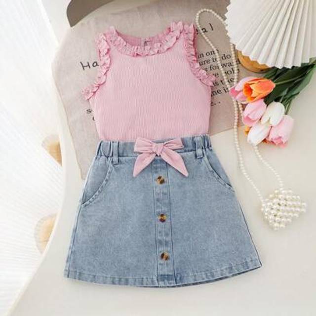SHEIN Girls (Small Size) Sleeveless Casual T-Shirt & Cute Bowknot Denim Skirt Outfit Set Young Girls Denim Sets Girls Skirt Set Young Girls Sets Jean Skirt