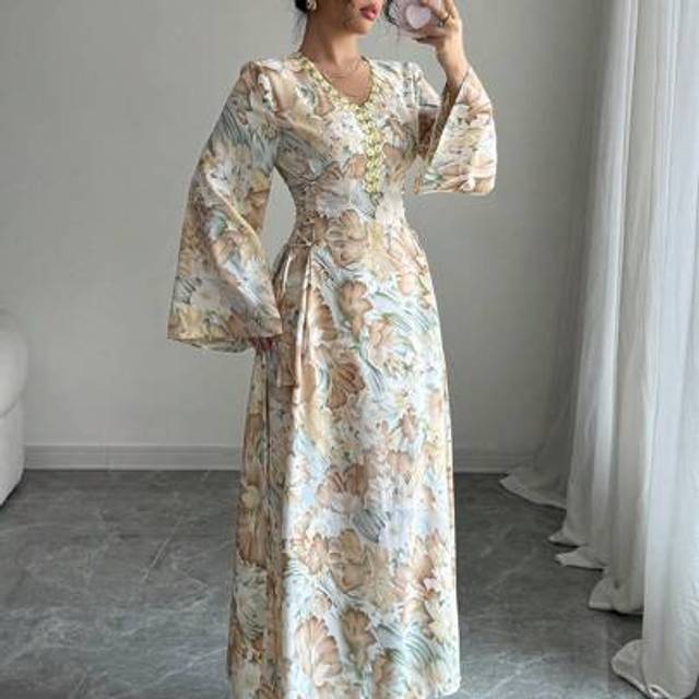 SHEIN Women&#39;s Floral Print Waistband Flare Sleeve Elegant Arabic Dress, Modest