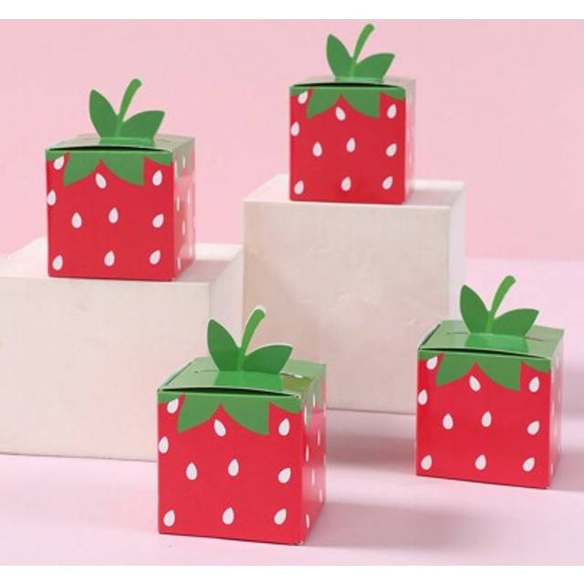 SHEIN 24pcs Red Strawberry Style Mini Gift Box, Three-Dimensional Candy Box Birthday Party Decoration, Strawberry Theme Gender Reveal Birthday Wedding Famil