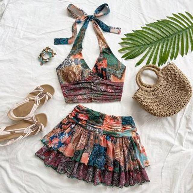 Soleia New Arrival Thank You Holiday Knit Print Halter Crop Top And Pleated Mini Skirt 2 Pieces Set,Summer Sets